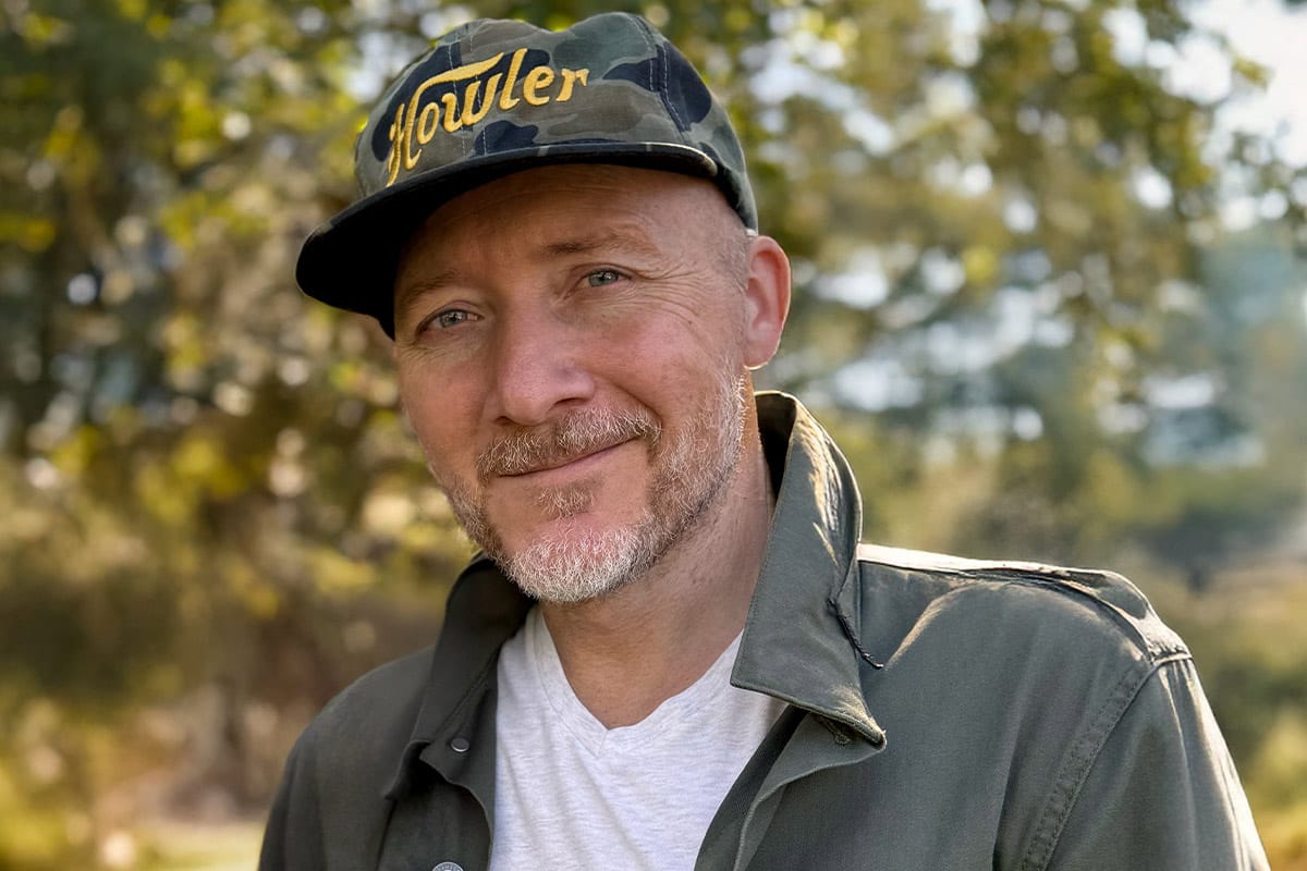 Good Behavior Signs Brandt Lewis